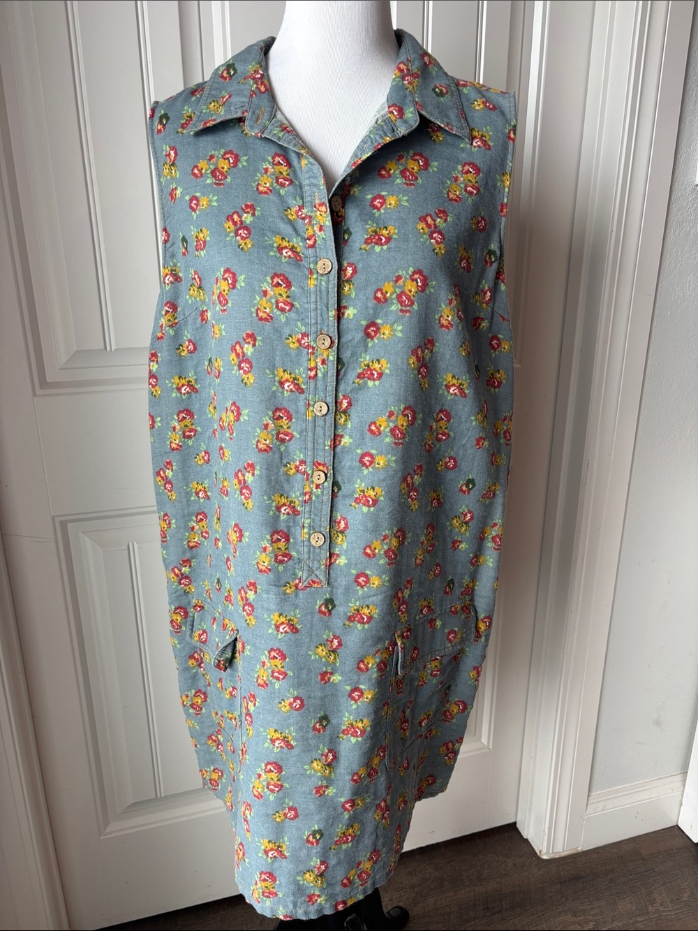 Uncle Frank Blue Floral Sleeveless Button Front Dress